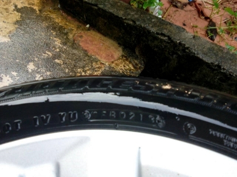 ล้อเดิมขายถูกๆคับ แม็กซ์154รูพร้อมยางบิดโตนปี13