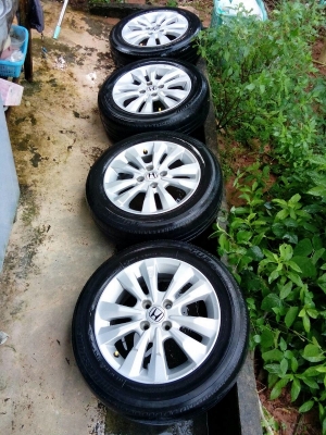 ล้อเดิมขายถูกๆคับ แม็กซ์154รูพร้อมยางบิดโตนปี13