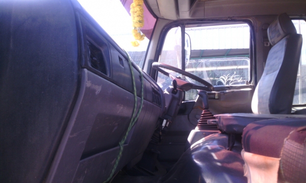 HINO 3 M สิบล้อ 2 เพลา ดัมพ์ กระบะอลูมิเนียม สวยๆ HINO 3 M สิบล้อ 2 เพลา ดัมพ์ กระบะอลูมิเนียม สวยๆ