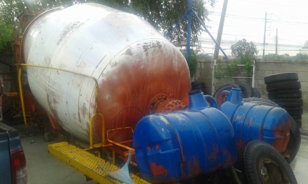 ขายชุดโม่ปูนรถ 10 ล้อยี่ห้อ คายาบ้า โม่ตรง มี 2 ชุดราคาชุดละ 130000