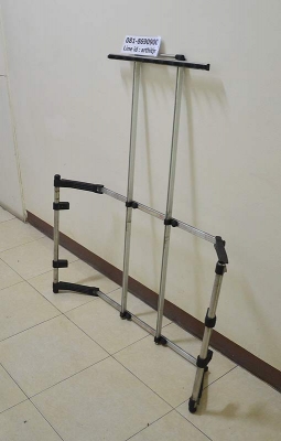 ขาจับคันเบ็ดตกปลาในรถ