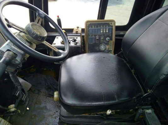 ขายด่วนรถตักเอวอ่อนCAT924Fรถสวยเดิมมากมีใบอินวอยตู้เกง