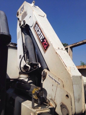 ขายรถอีซูซุ6ล้อเด้กก้า195 ติดเครน PM.10ตัน ติดต่อเจ้าของโดยตรง081-744-5269