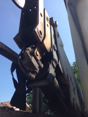 ขายรถอีซูซุ6ล้อเด้กก้า195 ติดเครน PM.10ตัน ติดต่อเจ้าของโดยตรง081-744-5269