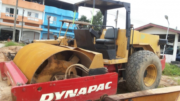 ขายรถบด DYNAPAC CA251D 2 เพลาเปลือกเรียบ เครื่องคัมมิ้น 6 สูบ ไม่มีเอกสาร ราคา 680000