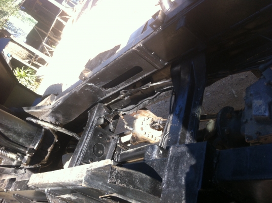 นิสสันเครื่อง 180 ดัมพ์ดินอลูมิเนียมเบรคจิฟฟี่ นิสสันเครื่อง 180 ดัมพ์ดินอลูมิเนียมเบรคจิฟฟี่