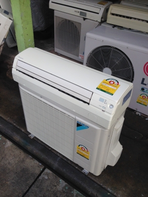 **** ขายแอร์ DAIKIN 12500 BTU สภาพสวย ****