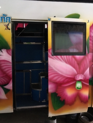 Bus แอร์ไฟฟ้า ขายราคาถูกๆกันไป Bus แอร์ไฟฟ้า ขายราคาถูกๆกันไป