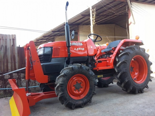 คูโบต้า L3408 4 WD พร้อมใบมีดดันหน้า ...