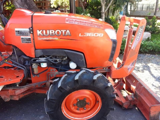 คูโบต้า L3608 4 WD ใบมีดตราช้าง ผาน 6 ตราช้าง..รถไร่แน่นๆ