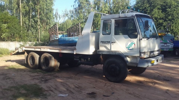 ขาย10ล้อ2เพลา10สปีดเกียร์ฟลูเลอร์ หางเหล็กไอดรีม สอดทะลุลาก320 แชชซีสวยเดิมสภาพพร้อมใช้งาน เอกสารเล่มทะเบียนพร้อมโอน