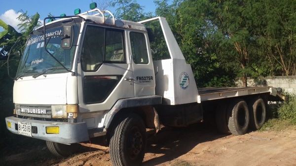 ขาย10ล้อ2เพลา10สปีดเกียร์ฟลูเลอร์ หางเหล็กไอดรีม สอดทะลุลาก320 แชชซีสวยเดิมสภาพพร้อมใช้งาน เอกสารเล่มทะเบียนพร้อมโอน