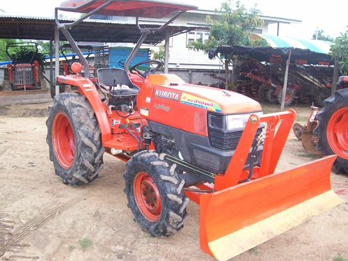 คูโบต้า L3408  4 WD 2 เพลาใบมีดดัน.รถไร่เดิมๆ ไม่เคยลงนา