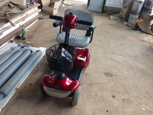 ขายรถ 4 ล้อไฟฟ้าผู้สูงอายุ