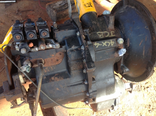 ขายเกียร์jcb 3cx ,4cx เก่านอกพร้อมใช้งาน