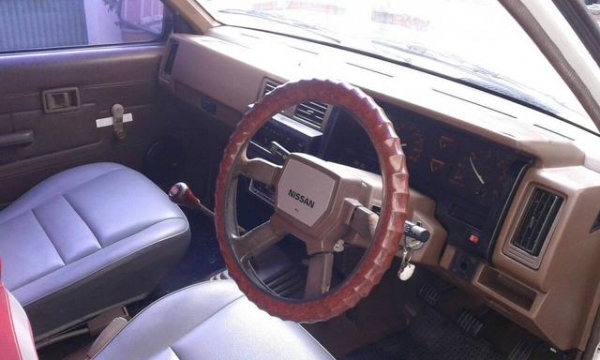 นิสสันตอนเดียวเครื่องดีเซลมีพวงมาลัยพาวเวอร์แอร์เย็นไม่มีที่ติช่วงล่างคัชซีสวยซื้อทำมาหากินดีมาก นิสสันตอนเดียวเครื่องดีเซลมีพวงมาลัยพาวเวอร์แอร์เย็นไม่มีที่ติช่วงล่างคัชซีสวยซื้อทำมาหากินดีมาก