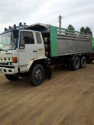ISUZU FVZเครื่องแดวู360แรงก๊าซ Ngv8ถังมีระบบลากพ่วงพร้อมลำโพง