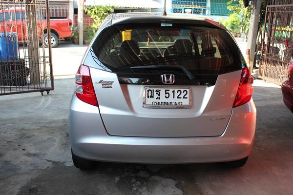 รถสวย สภาพดี ไม่มีชน เครื่องดี มือเดียว วิ่งน้อย เช็คศูนย์ตลอด