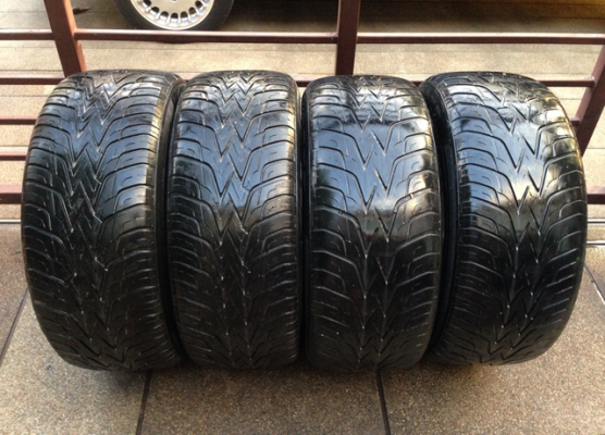 ยาง Aurora 255 55 18 กลางปี12 ราคาไม่แพง