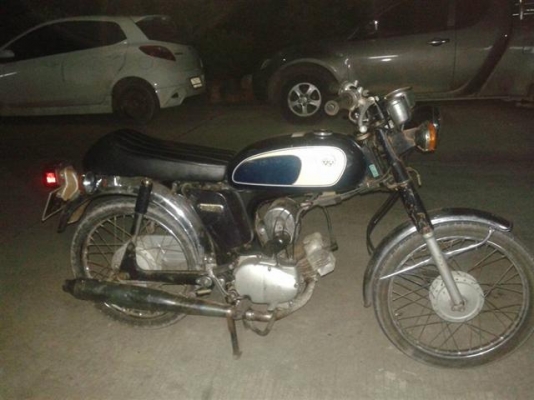 ขาย Yamaha YB1 เก่าญี่ปุ่นเดิมๆสภาพสวยราคา 12000 บาท ขาย Yamaha YB1 เก่าญี่ปุ่นเดิมๆสภาพสวยราคา 12000 บาท