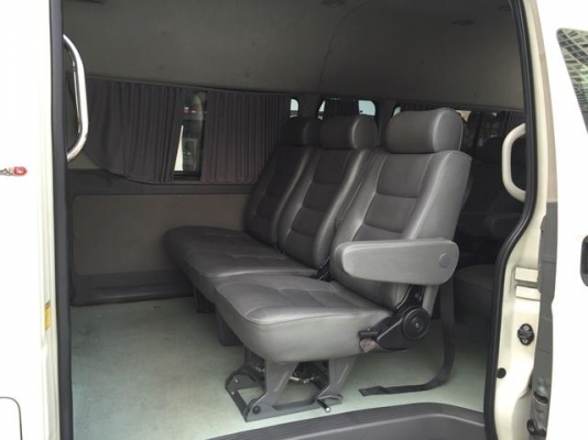 โทร 0922726669 ตันหยงตู้เบสออโต้แวน ขายรถตู้ดีเซลล์ 2010 เดิมๆ เบาะหนัง 3 แถว ราคา 759,000 บาท