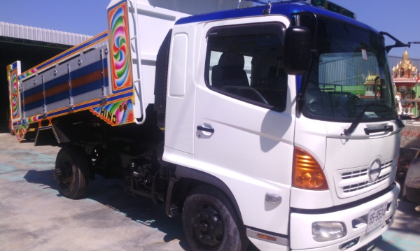 HINO FD1 รถ 6 ล้อ เครื่อง 220 แรงม้า ดัมพ์ 3.40 เมตร