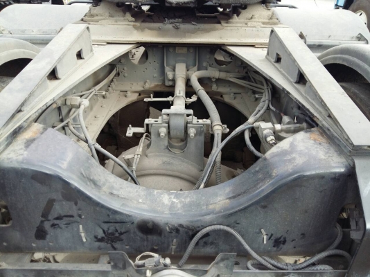 10ลัอหัวลาก...360แรง Isuzu MP1GXZ77NDT-000576 ปี2556 ไมล์3.3แสนกิโลกว่าๆเล่มพร้อม