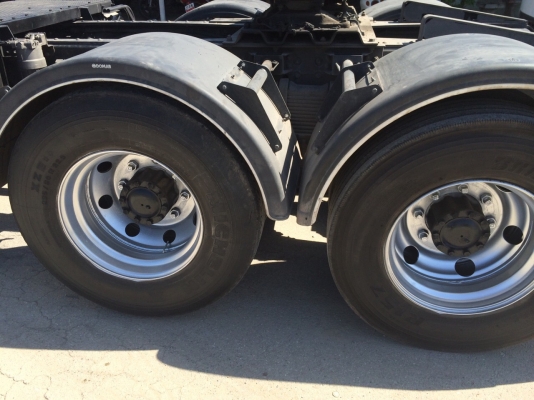 10ลัอหัวลาก...360แรง Isuzu MP1GXZ77NDT-000576 ปี2556 ไมล์3.3แสนกิโลกว่าๆเล่มพร้อม