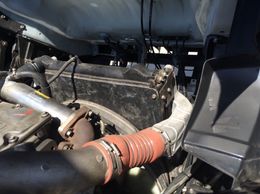 10ลัอหัวลาก...360แรง Isuzu MP1GXZ77NDT-000576 ปี2556 ไมล์3.3แสนกิโลกว่าๆเล่มพร้อม