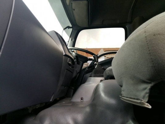 10ลัอหัวลาก...360แรง Isuzu MP1GXZ77NDT-000576 ปี2556 ไมล์3.3แสนกิโลกว่าๆเล่มพร้อม