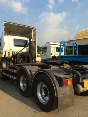 10ลัอหัวลาก...360แรง Isuzu MP1GXZ77NDT-000576 ปี2556 ไมล์3.3แสนกิโลกว่าๆเล่มพร้อม