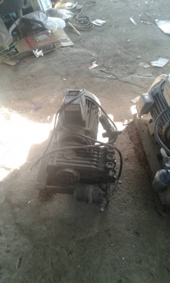 ขายปั๊มอัดฉีด7.5 แรงม้า 3 สาย 2 เครื่องเครื่องละ 12,000 บาท ขายปั๊มอัดฉีด7.5 แรงม้า 3 สาย 2 เครื่องเครื่องละ 12,000 บาท