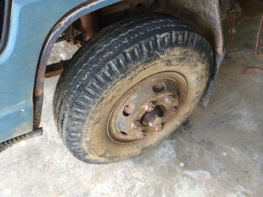 6ล้อดั้ม...110แรงISUZU. NPR57L. Fหน้าFหลัง พ.เพาเวอร์ รถบรรทุกทะลายปาล์ม