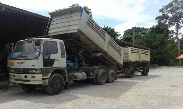 รถฮีโน่ 10 ล้อดั๊ม FM3M  240 แรงม้า.  ปี 38.  ( ขาย แม่, ลูก )    สนใจติดต่อ  081 - 6079515