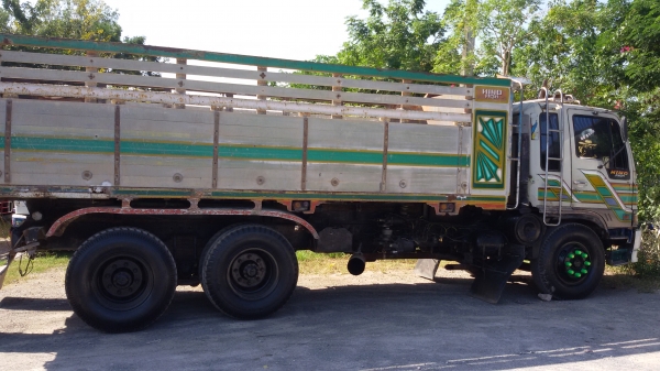 ขายรถ. 10. ล้อ. สิงไฮเทค 2เพลา  FM3H เคื่รองดีคัชชีสวย สภาพพร้อมใช้งาน