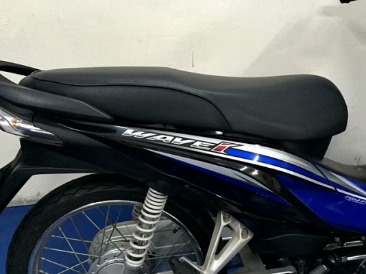 wave 110 i สีน้ำเงิน สต๊าทเท้า รุ่นใหม่ท่อออกข้าง รถเดีอน มิถุนายน ปี 57 ไมล์ 8 พันโล แถม 3 รายการ