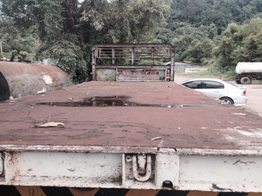 ขายหาง พื้นเรียบ. สามมิต  ( ตัวแรก. )  / 2 เพลา. ปี 33.  ( ตามสภาพ. )      สนใจติดต่อ  081 - 6079515