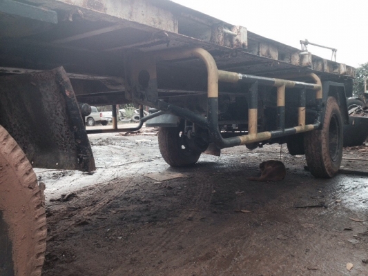 ขายหาง พื้นเรียบ. สามมิต  ( ตัวแรก. )  / 2 เพลา. ปี 33.  ( ตามสภาพ. )      สนใจติดต่อ  081 - 6079515