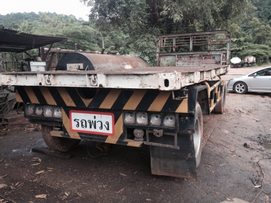 ขายหาง พื้นเรียบ. สามมิต  ( ตัวแรก. )  / 2 เพลา. ปี 33.  ( ตามสภาพ. )      สนใจติดต่อ  081 - 6079515