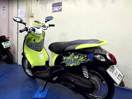 Fino ลายแฟร์ชั่น สีดำขาวเขียว รถ ปี54ไมล์หมื่นโล ยางใหม่ หน้าหลัง สภาพสวย พร้อมใช้ แถม 3 รายการ