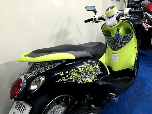 Fino ลายแฟร์ชั่น สีดำขาวเขียว รถ ปี54ไมล์หมื่นโล ยางใหม่ หน้าหลัง สภาพสวย พร้อมใช้ แถม 3 รายการ