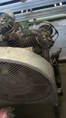 ขายป้๊มลม 20 แรงม้า HI-PRESSURE 35 บาร์ 1เครื่อง 80,000 บาท