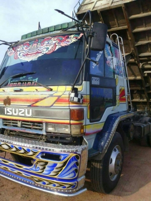 ขายดั้ม2เพลา ร็อกกี้260เทอร์โบอินเตอร์ ยางเรเดียนใหม่10เส้น มีระบบลากพ่วง สภาพพร้อมใช้งาน เอกสารพร้อมโอน ราคา850,000 สนใจโทร 090-8588220คุณนะ 093-3258446คุณบิว หรือเข้าดูสินค้าอื่นๆได้ที่ www.truck.in.th/498 หรือเพจFacebook ณรงค์ ซื้อขายรถมือสอง (เว็บไซต์