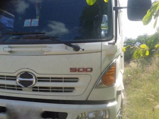 รถฮีโน่ 10 ล้อ หัวลาก 260 แรงม้า. ปี 53 , ( มีขาย 3 คัน. )   สนใจติดต่อ  081 - 6079515