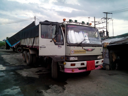 สิบล้อ ฮีโน่ FM3H195ปี37 ดั้ม สโลส 2เพา สภาพดีพร้อมใช้ ทะเบียนพร้อมโอน สิบล้อ ฮีโน่ FM3H195ปี37 ดั้ม สโลส 2เพา สภาพดีพร้อมใช้ ทะเบียนพร้อมโอน