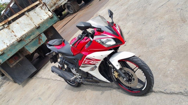 R15 2014 วิ่งน้อย ไม่ล้มไม่ชน ไม่แปะ ขายถูก จัดส่งฟรี ต่อรองได้ครับ