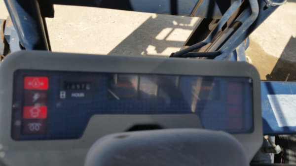 ขายด่วนรถยกKOMATSU FD20-11ดีเซลยก2.ตันเสาสูง3.0เมตรงากะดกได้รถนอกนำเข้ายังไม่เคยใช้งานในเมืองไทยเลย