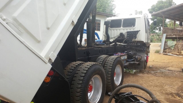 ขาย2kสวยๆปี41เครื่องแน่น ขาย2kสวยๆปี41เครื่องแน่น