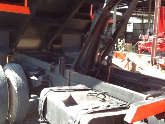 รถหัวยาวดั้มดิน สวยๆพร้อมใช้  ราคาคุยได้