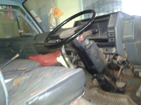 รถอีซูซู 6 ล้อดั้ม NPR 115 แรงม้า. ปี 32 ( ตัวแรก. )    สนใจติดต่อ  081 - 6079515